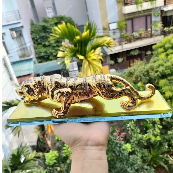 Tượng Hổ vằn đính đá phong thủy trang trí Taplo Xe hơi, Ô tô - chúa sơn lâm