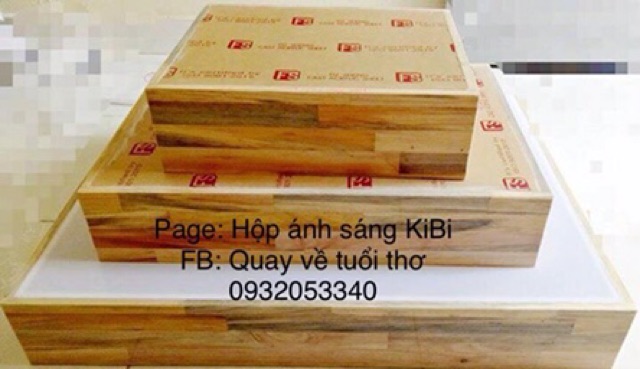 Bàn ánh sáng có tặng quà chơi kèm