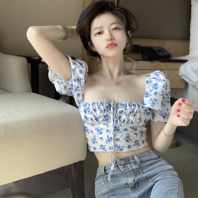Áo Kiểu Tay Ngắn Cổ Vuông Họa Tiết Hoa Dễ Thương Thời Trang Dành Cho Nữ