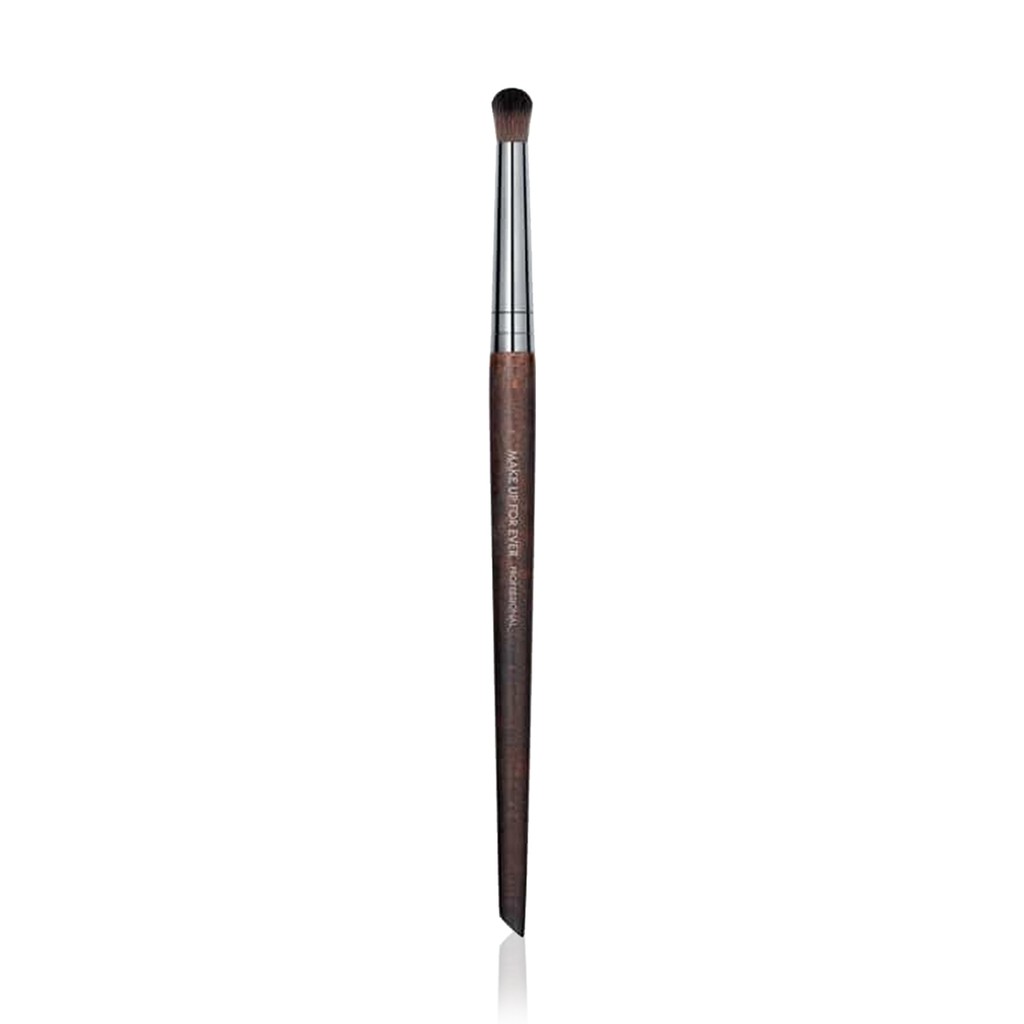 [Mã COSMUFET3 -8% đơn 250K] Make Up For Ever - Cọ nhấn đuôi/ hốc mắt cỡ vừa đầu tròn xoè Blender Brush N218
