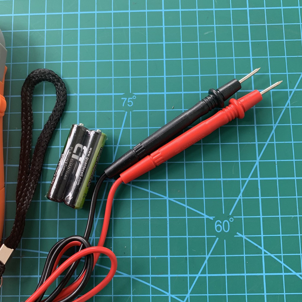 Ampe kìm - Đồng hồ đo vạn năng Kapusi lcd chính xác cơ động kèm pin và bút đo