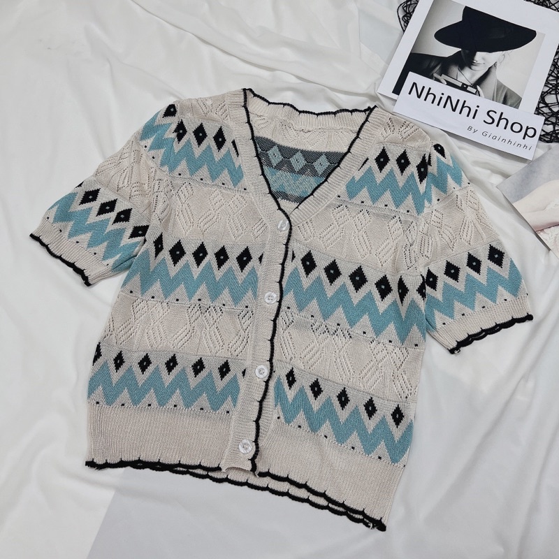 Áo len cadigan mỏng ngắn tay hoạ tiết hoa, Khoác len cổ tim AL1463 - NhiNhi Shop