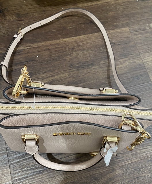 Túi xách thời trang Michael Kors