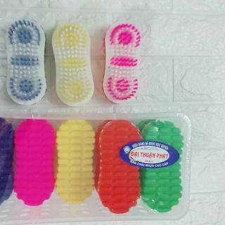 1 chiếc bàn chải giặt đồ cao cấp