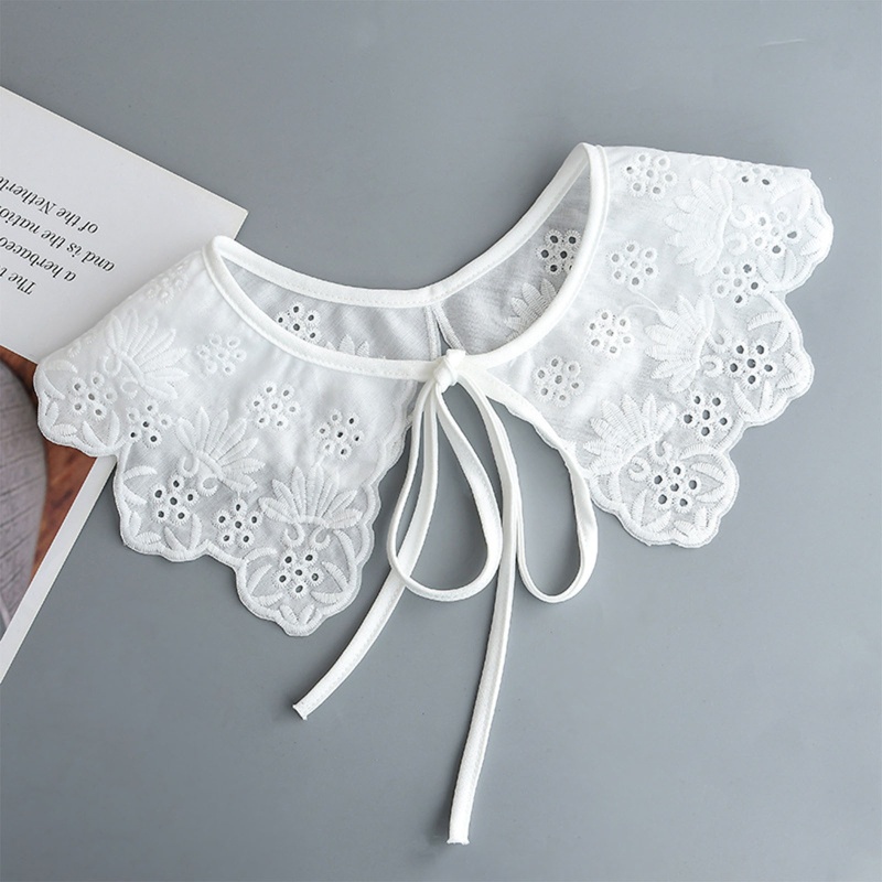 Khăn Choàng Cổ Thêu Họa Tiết Chiếc Lá Xinh Xắn Dành Cho Nữ