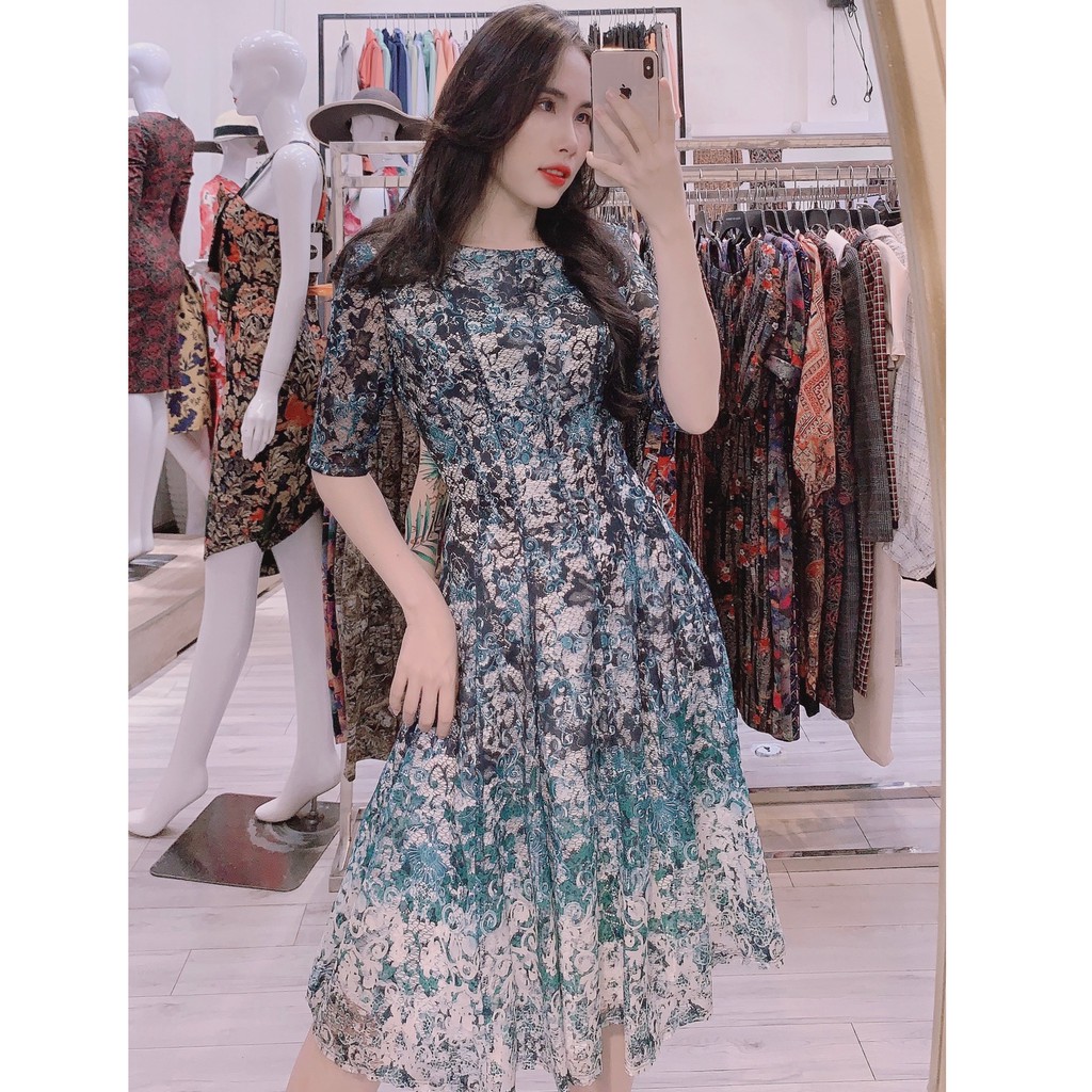 ĐẦM REN XÒE DỰ TIỆC CAO CẤP - Đầm Trung Niên Sang Trọng | BigBuy360 - bigbuy360.vn