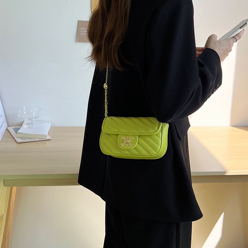 Túi đeo chéo IELGY phối dây xích phong cách Hàn Quốc thời trang cho nữ