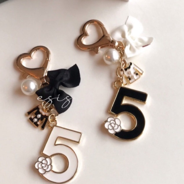 MÓC KHÓA KIM LOẠI HÀN QUỐC HÌNH COCO 5 ĐÁNG YÊU, ESIS COCO 5 KEYCHAIN