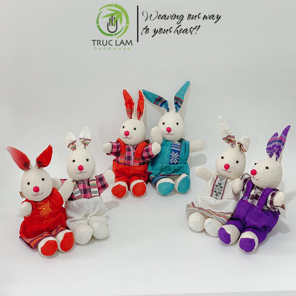 Combo Đôi Bạn Thỏ Nhồi Bông Mặc Trang Phục Vải Dệt Tay Thổ Cẩm Thái Mai Châu Size Nhỏ – Trúc Lâm Handmade