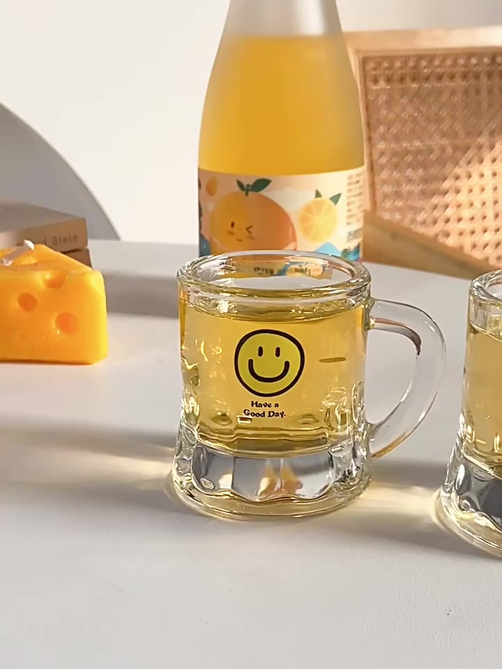 Ly thuỷ tinh mini dễ thương mặt cười 50ml cốc thuỷ tinh cute tình bạn Khousesmart | BigBuy360 - bigbuy360.vn