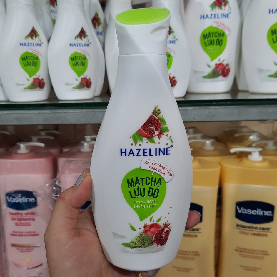 Sữa Dưỡng Thể Hazeline Dưỡng Trắng Da Matcha Lựu Đỏ 230ml