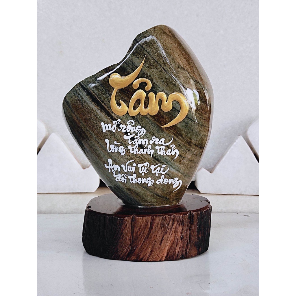 Thư pháp trên đá đa sắc 💯% tự nhiên.﻿(TP29, KL: 2,9kg, C: 20cm, R: 13cm), viết chữ thư pháp theo yêu cầu của khách hàng