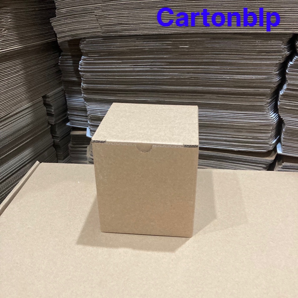 Hộp carton đáy gài nắp đậy size 9x9x10cm bộ 20 hộp carton