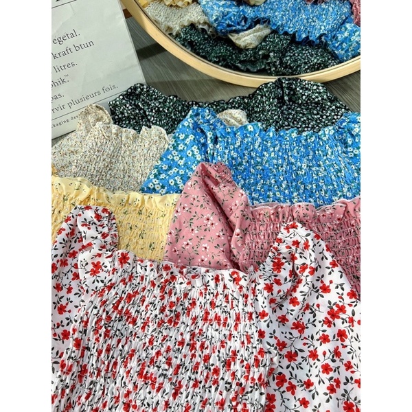 [Ảnh thật+ Video] (Siêu Rẻ)ÁO CROPTOP HOA NHÍ XINH XINH RÚT DÂY GIỮA TAY DÀI NHÚN Chizi Shop