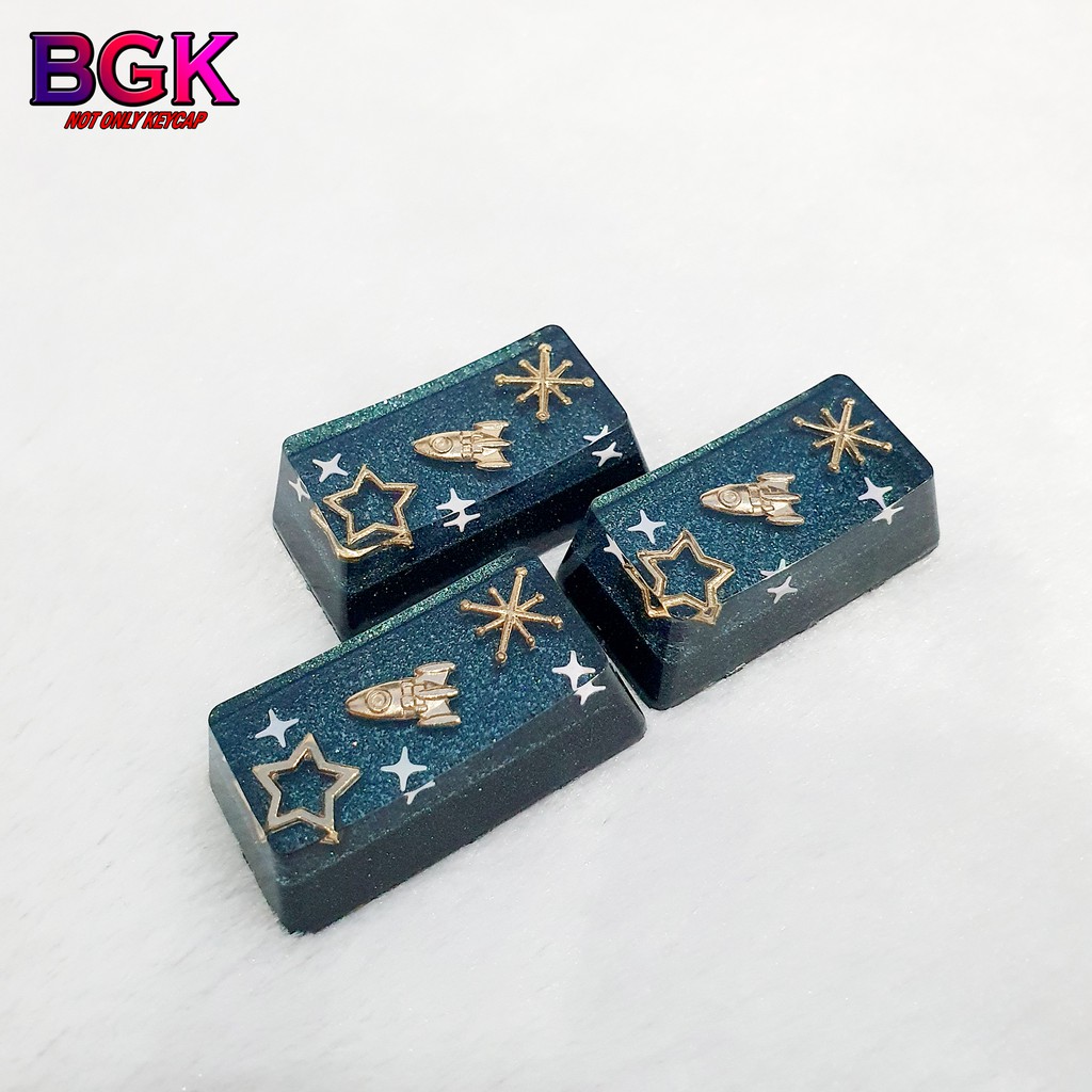 Keycap Lẻ tàu vũ trụ bay vào không gian nút Back 2U OEM profile ( keycap resin độc lạ )( Keycap Artisan )