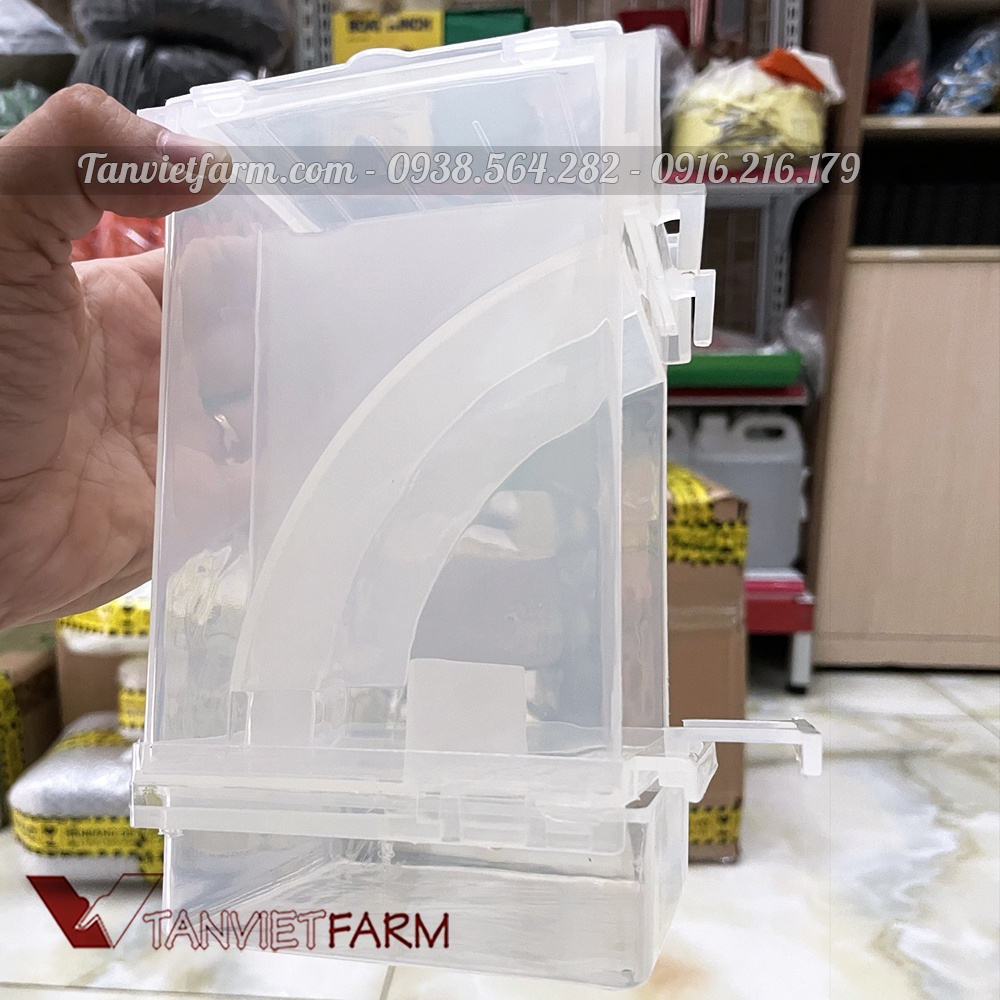 Máng ăn tự động chống vảy cho VẸT, YẾN PHỤNG, FINCH, 7 MÀU, BỒ CÂU, GÀ [Ngăn đôi]