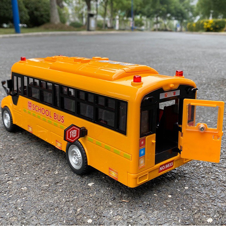 Đồ Chơi Ô Tô Xe Buýt School Bus Cho Trẻ Em Mở Các Cửa, Có Đèn, Âm Thanh Và Hành Khách