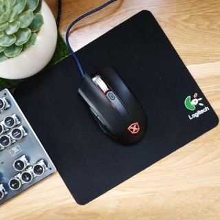 Tấm lót chuột logitech