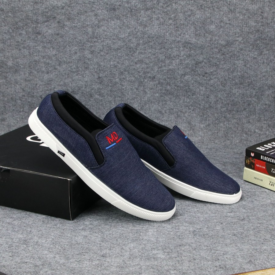 Giày lười vải nam thân xanh đen thêu chữ đế trắng TS363 Tronshop | BigBuy360 - bigbuy360.vn