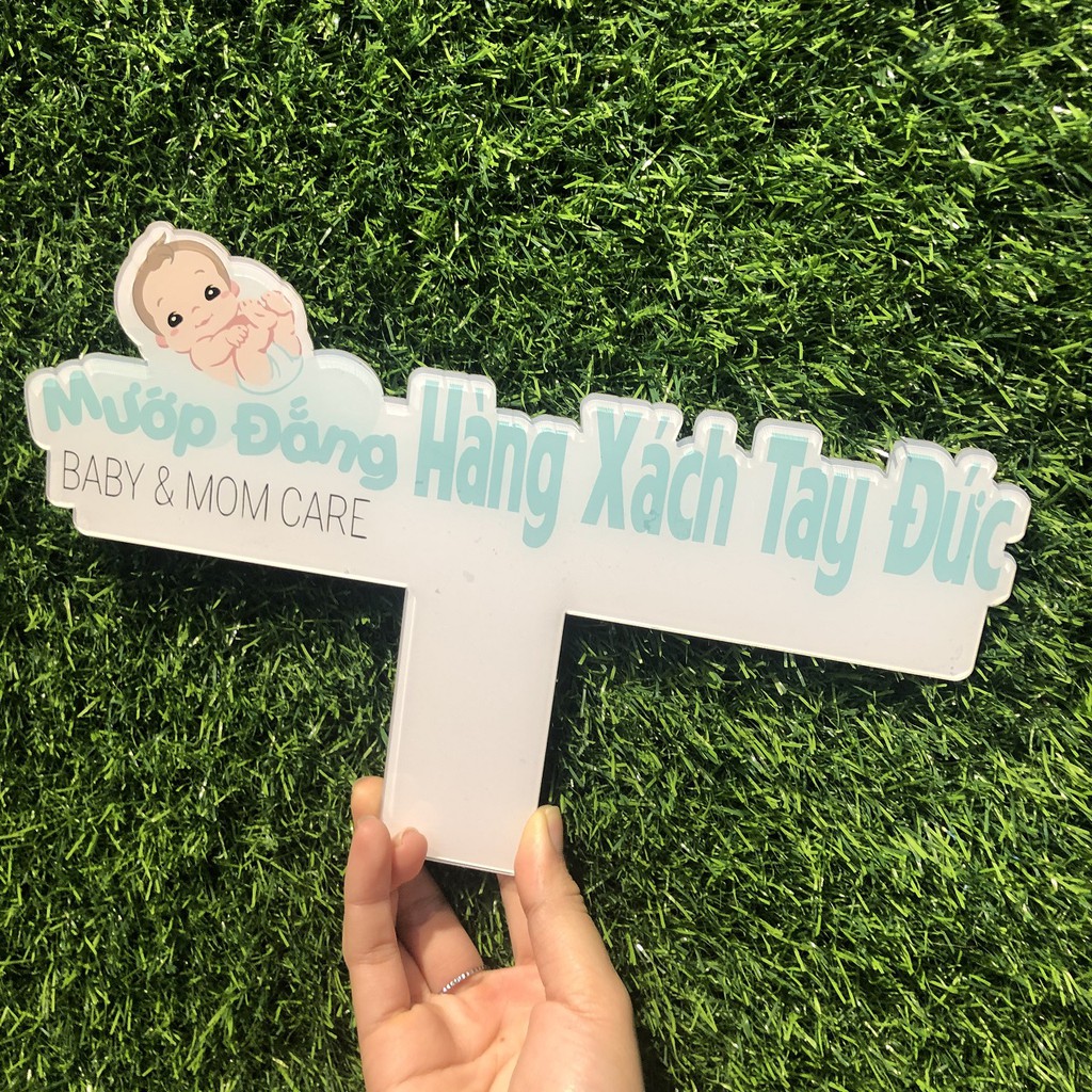 Bảng cầm tay chụp hình sản phẩm - Thiết kế theo yêu cầu