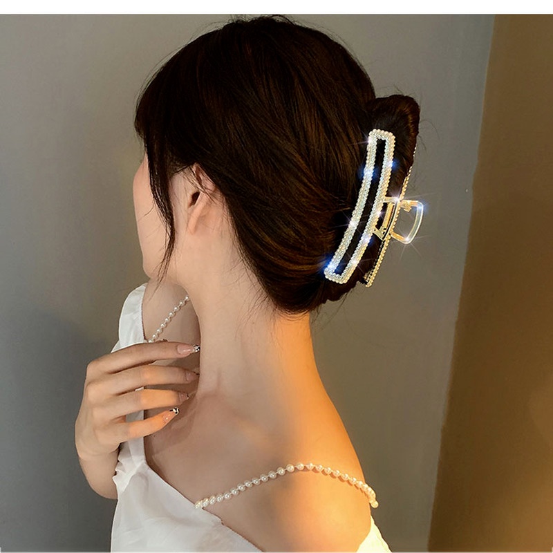 Kẹp tóc hình cá mập đính đá và ngọc trai nhân tạo thời trang