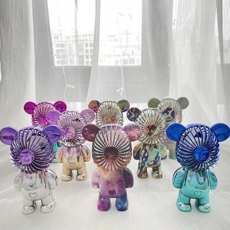 Quạt mini tích điện cầm tay hình gấu Bearbrick siêu dễ thương có cổng sạc USB