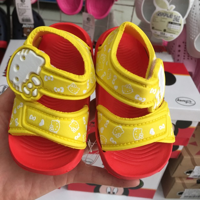 Sandal bé gái kitty siêu êm nhẹ( mẫu nhiều màu, size khác nhau)