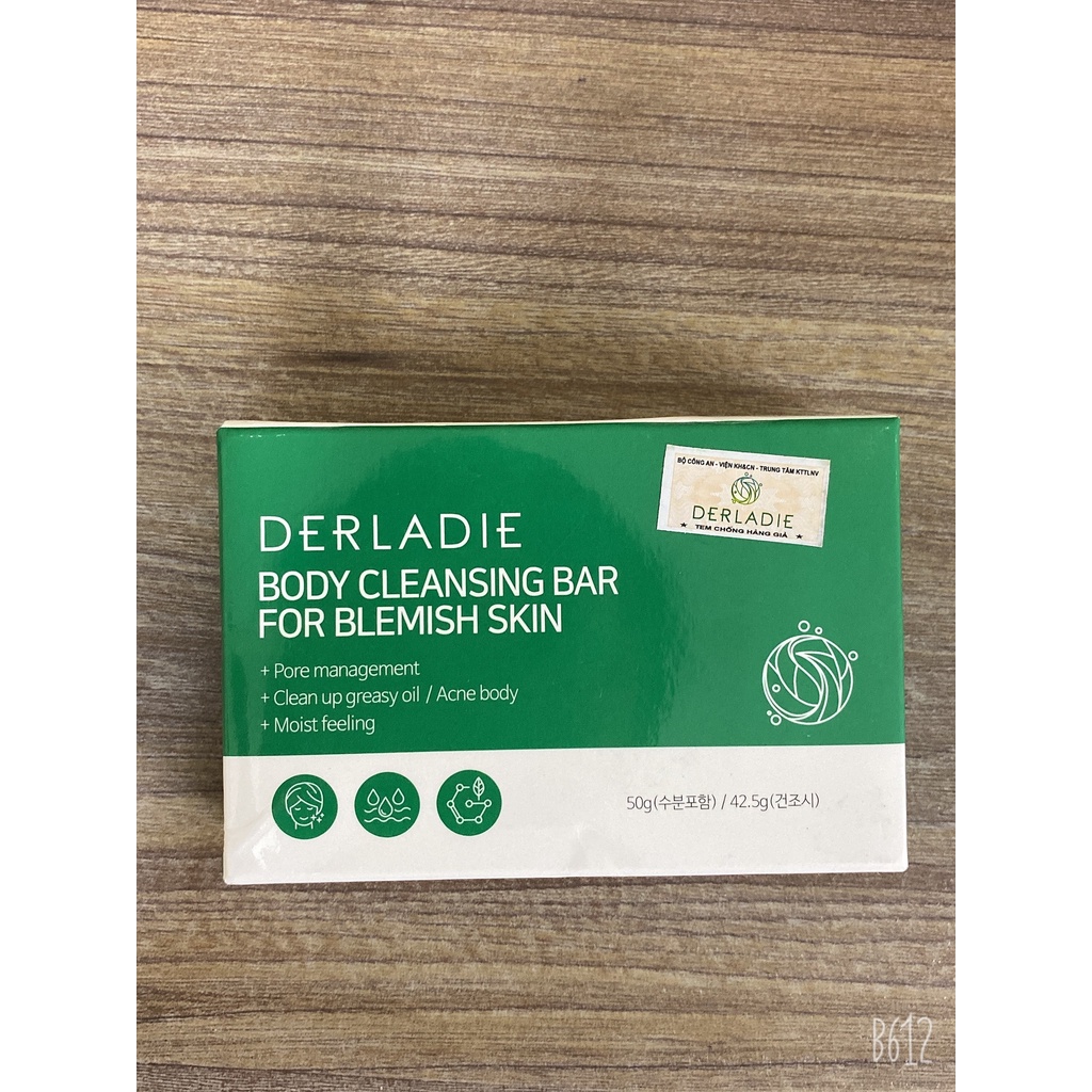 Xà phòng mụn lưng Derladie