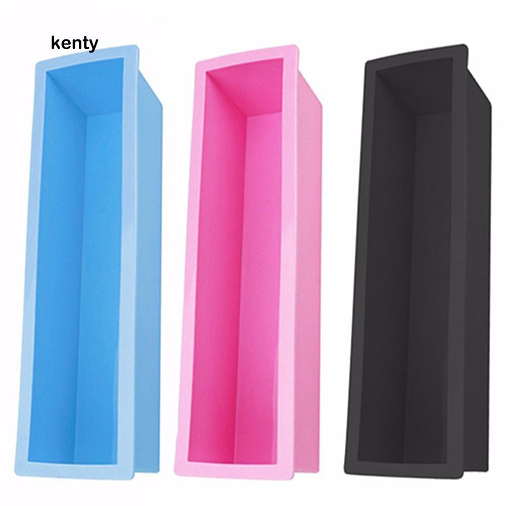 Khuôn Silicon Làm Bánh / Xà Phòng Đa Năng Tiện Dụng Hình Chữ Nhật Đơn Giản