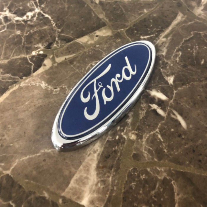 Sản phẩm  Logo biểu tượng trước và sau xe ô tô Ford Kích thước 11.5cm*4.5cm chất liệu Nhựa ABS ..