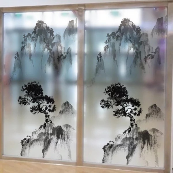 Decal trang trí kính cao cấp mẫu Ngọn Núi lớn và cây to (60cm x 116cm)