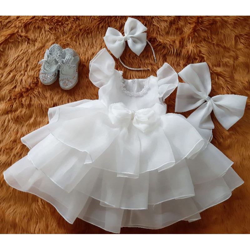 Váy công chúa thiết kế cho bé kèm cài tóc