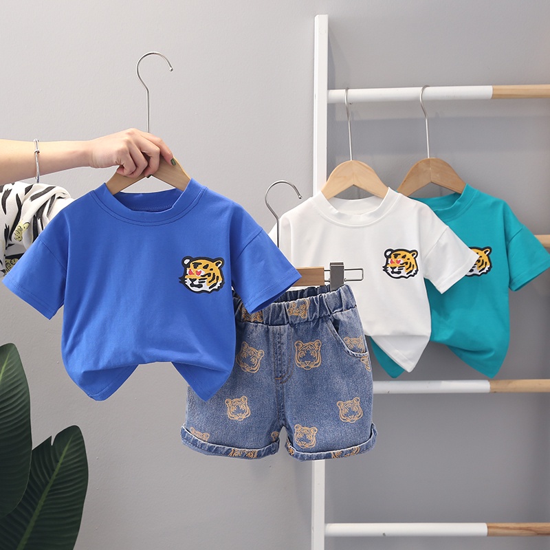 Set Đồ Thể Thao 2 Món Gồm Áo Thun Chắp Vá Họa Tiết Hoạt Hình Và Quần Ngắn Thời Trang Mùa Hè Cho Bé Trai Và Gái