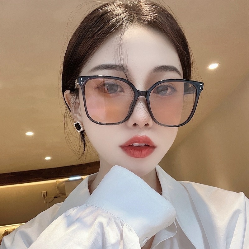 (KIQI-FASHION) COD Kính Mát Gọng Lớn Chống Tia UV400 Thời Trang Cho Nam Nữ