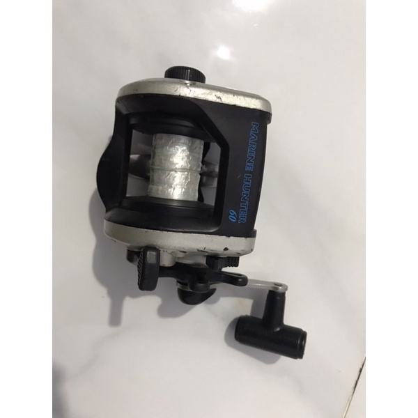 Máy câu lure ngang tay phải Korea