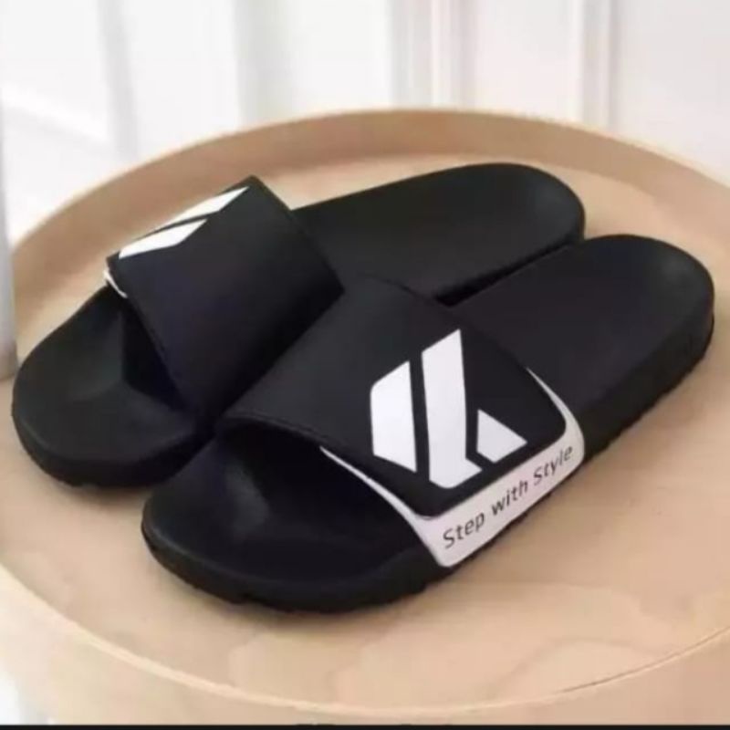 Giày Bata In Logo Thời Trang Năng Động Cho Nam Nữ