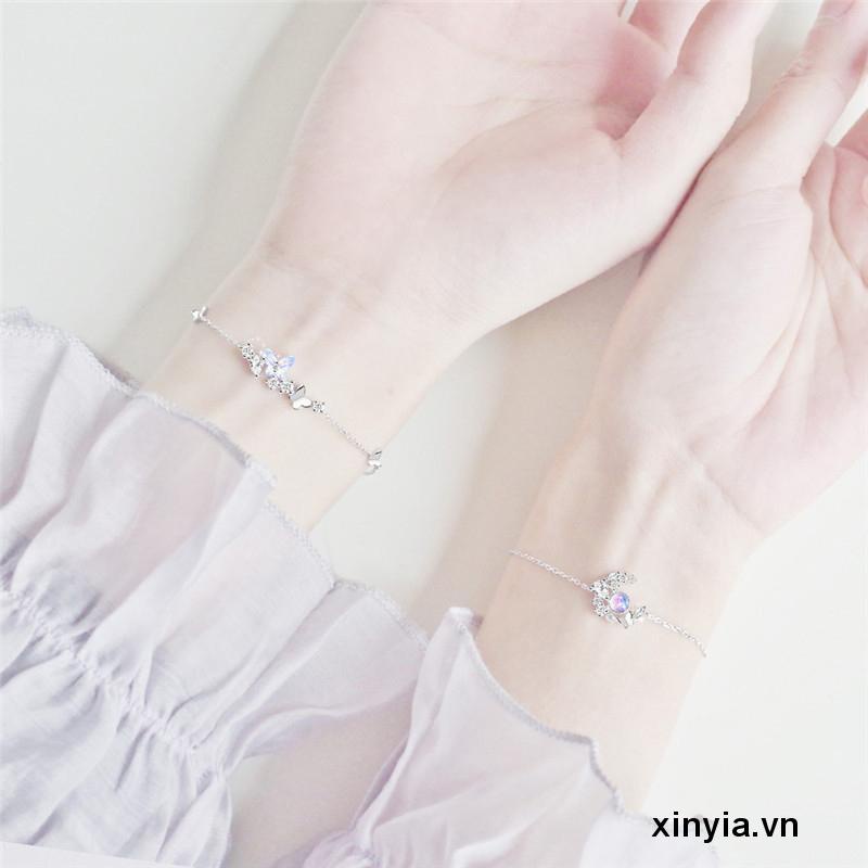 Vòng tay mặt hình bươm bướm/ mặt trăng đính đá lấp lánh phong cách Hàn Quốc dành cho nữ