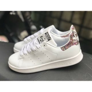 Stan Smith gót hoạ tiết