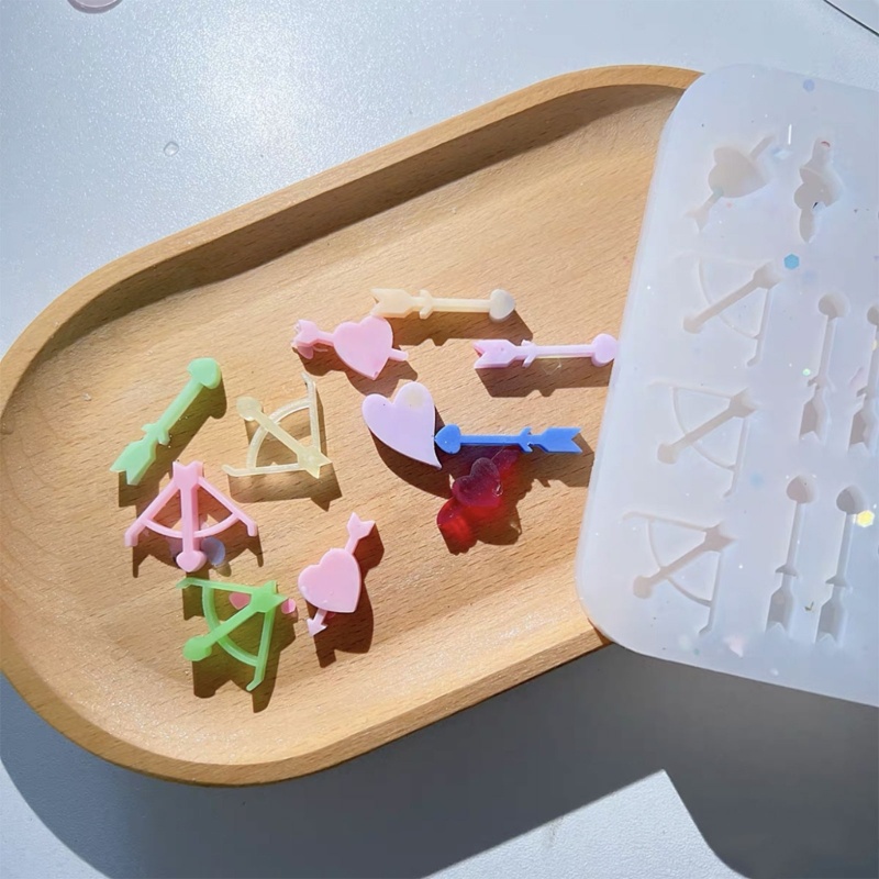 Khuôn Silicone Làm Móc Khóa Hình Cung Thủ Công DIY