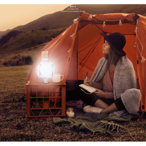 Chùm năm bóng đèn LED tích điện nhỏ gọn phù hợp mang đi cắm trại, picnic