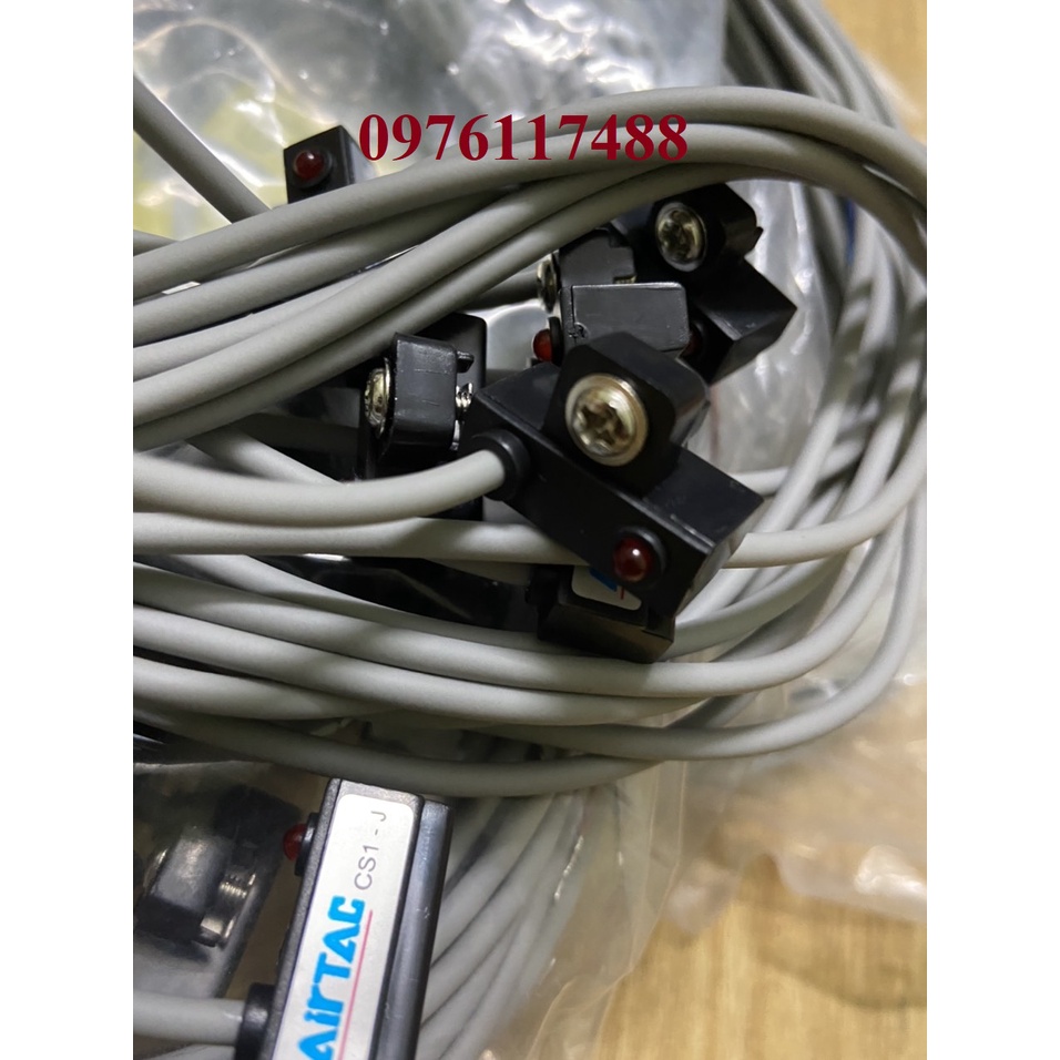 AIRTAC - CS1-J Cảm Biến Từ cho xi lanh hãng Airtac