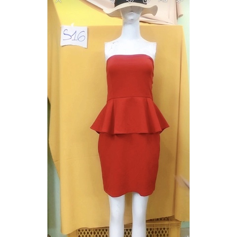 đầm ống peplum màu đỏ sang freesize.S16