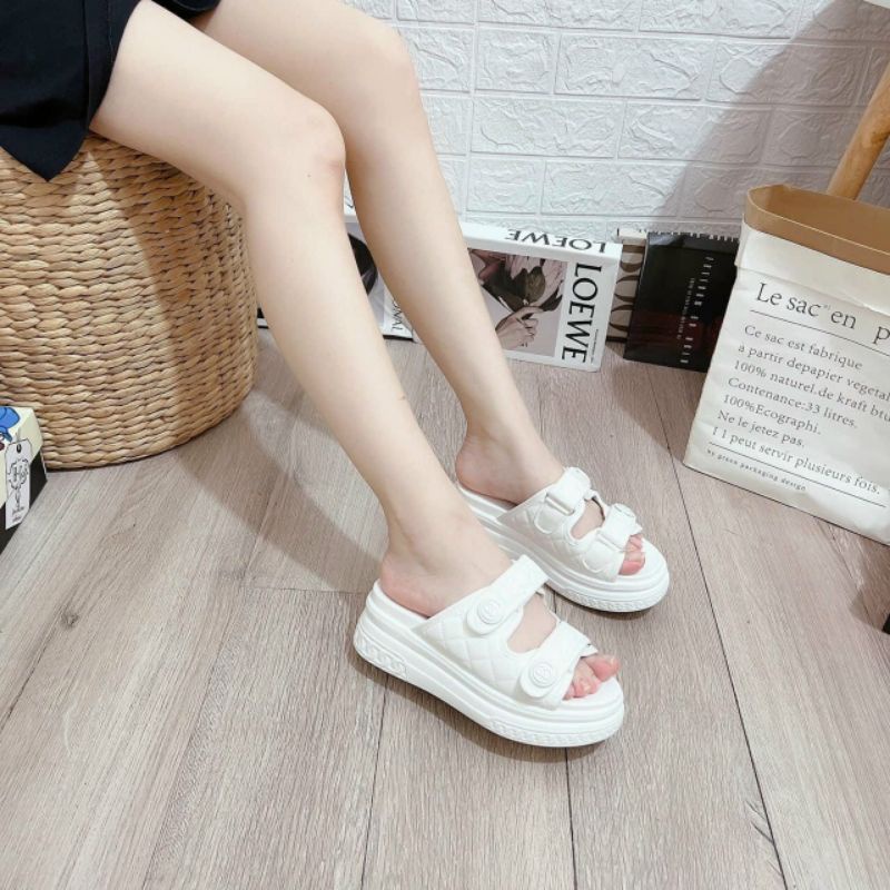 dép đế bánh mì