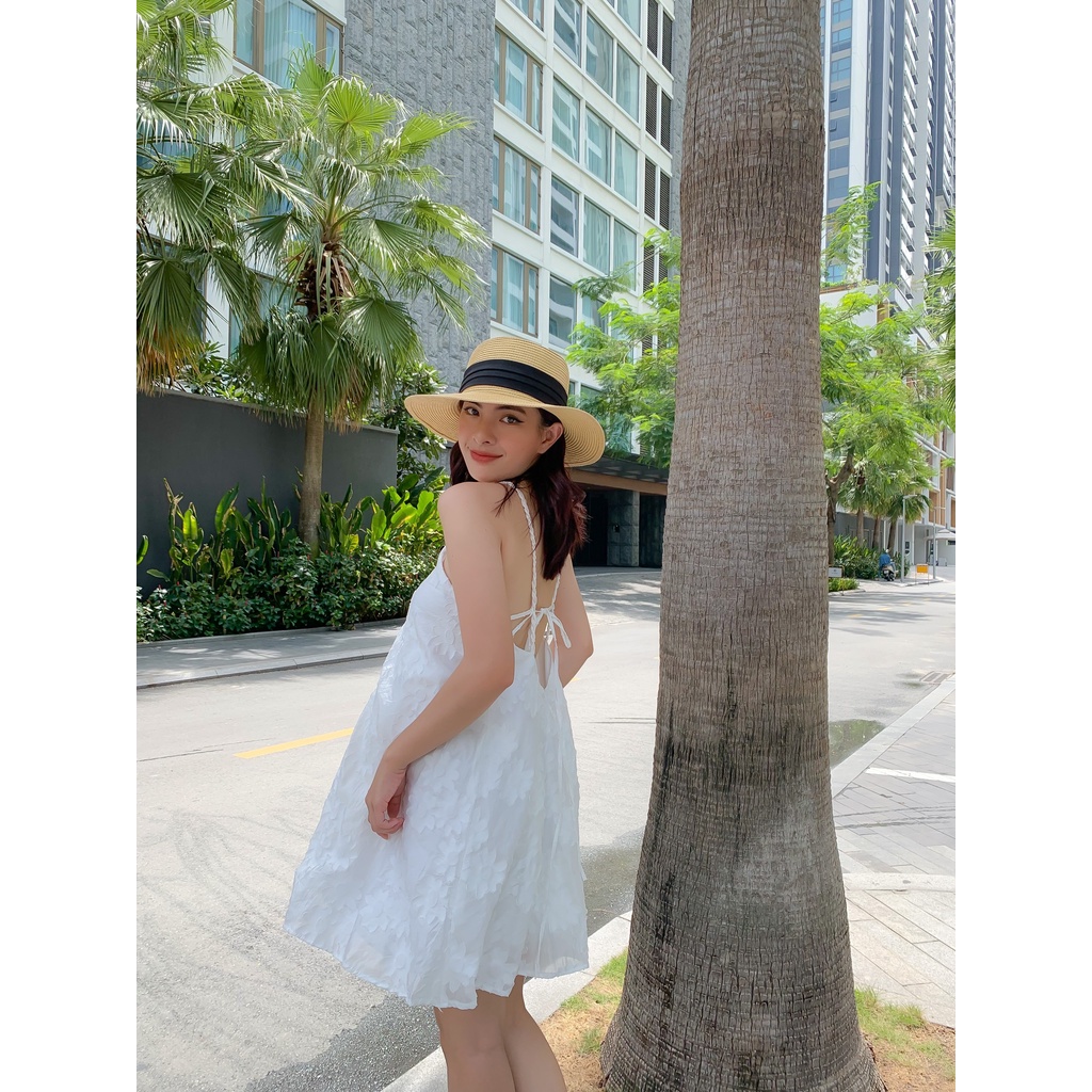 ĐẦM YẾM NỮ TÍNH CỘT NƠ LƯNG HAI MÀU TRẮNG ĐEN XINH XẮN - VANILA DRESS