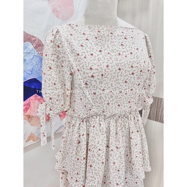 Đầm Bigsize Hoa Nhí Tầng Tay Nơ