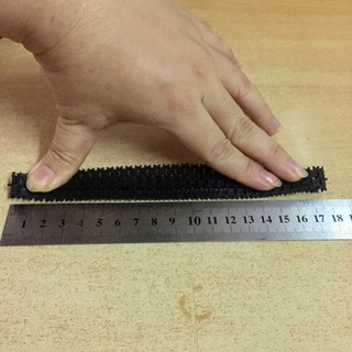 Bánh xích nhựa dài 18cm dùng để chế tạo xe tăng xe công trình robot