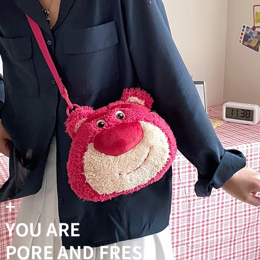 Túi đeo chéo vải lông xù hình gấu dâu tây đáng yêu đựng tiền xu/điện thoại thời trang Hàn Quốc 