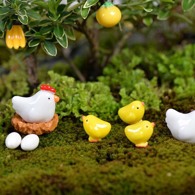 Mô Hình Gà Con Mini Trang Trí Sân Vườn