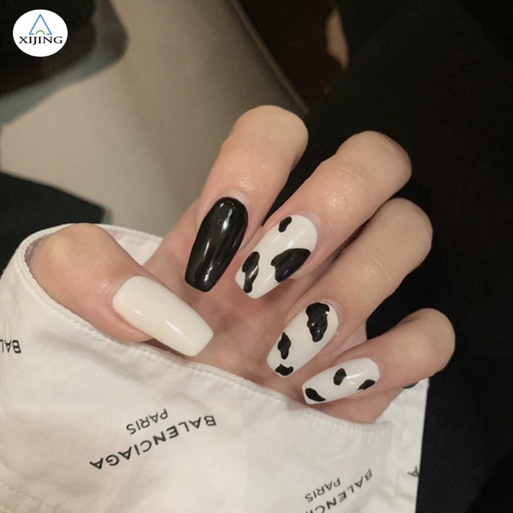 Set 24 Miếng Dán Trang Trí Móng Tay Hình Bò Sữa Xinh Xắn