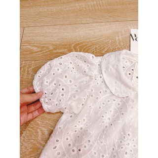 SÉT ÁO KÈM CHÂN VÁY BG ĐỤC LỖ
